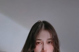 [微密]可可西yyy – 纯情婚纱下的RQ [26P7V-1.77G]