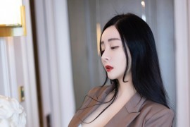 [YOUMI尤蜜荟] 2023.06.12 VOL.950 允尔 咖啡色上衣[74P/610MB]