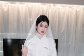 [秀人网] 2025.05.16 NO.10283 奶芙酱-EVA 首套写真[79P/803MB]