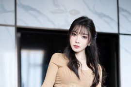 [秀人网] 2024.02.08 NO.8096 徐莉芝Booty 杏色连衣短裙[85P/636MB]