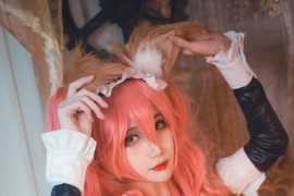 妖君白研 半次元红发形象美翻了