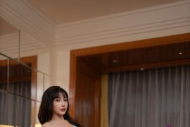 [秀人网] 2024.12.19 NO.9625 陆萱萱 白色礼裙[81P/756MB]