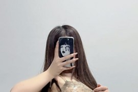 【微-密】桃沢樱呀-镂空怼镜[30P4V-62M]