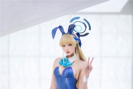 瓜希酱 飞鸟马时 兔女郎[24P-58MB]