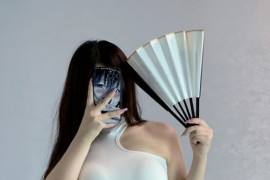 【微-密】桃沢樱呀-扇子绝配[25P3V-337M]