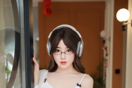 [秀人网] 2024.08.02 NO.8964 桃妖夭 蓝色超短牛仔裤[84P/740MB]