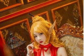 长耳朵大车灯的叉子宝宝 索西雅 