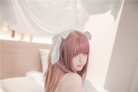 Quan冉有点饿 初音酱 [32P-259MB]