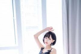 蓝小沂KiKi  黑色袜子形象曝光  有点惨不忍睹