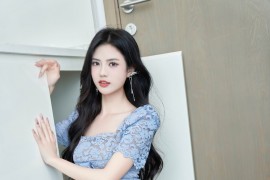 [XIUREN绣人网] 2023.06.29 No.6998 浅浅Danny 轻透连衣短裙[88P/816MB]