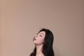 [秀人网] 2023.11.02 No.7604 小逗逗 蓝色上衣[78P/899MB]