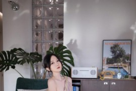 [秀人网] 2024.11.22 NO.9492 鱼子酱Fish 紫色轻透连衣裙[88P/838MB]