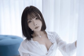 [秀人网] 2024.08.15 NO.9020 徐莉芝Booty 白色连衣短裙[95P/745MB]