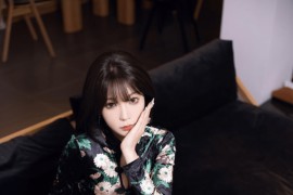 [秀人网] 2024.07.17 NO.8876 徐莉芝Booty 深色带图案旗袍[89P/800MB]