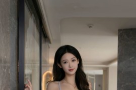 [秀人网] 2025.05.26 NO.10328 唐安琪 银色连衣裙[83P817MB]