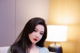 [秀人网] 2025.03.24 NO.10060 心妍小公主 黑色包臀裙[63P/563MB]