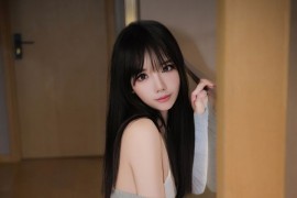 [秀人网] 2025.01.06 NO.9711 沐言yanyan 浅灰色上衣[66P/637MB]