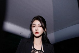 [秀人网] 2024.11.06 NO.9405 凯竹Quinn 黑色OL制服[85P/733MB]