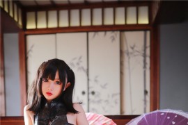 您的蛋蛋 侧露旗袍 [43P-396MB]