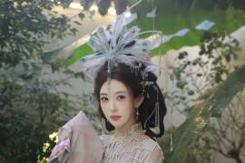 [秀人网] 2025.09.05 NO.10736 梨霜儿 浅色古装[80P/965MB]