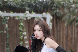 [秀人网] 2024.01.16 NO.7969 小薯条nienie 摩托女郎角色[70P/713MB]
