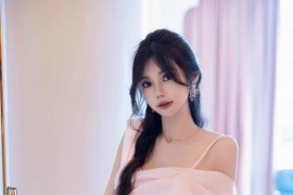 [秀人网] 2024.10.25 NO.9346 绮里嘉ula 粉色连衣短裙[88P/797MB]