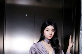 [秀人网] 2025.02.19 NO.9904 南乔 紫色衬衫[83P/755MB]