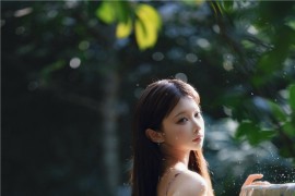 蠢沫沫 水池碎花裙 [27P-675M]