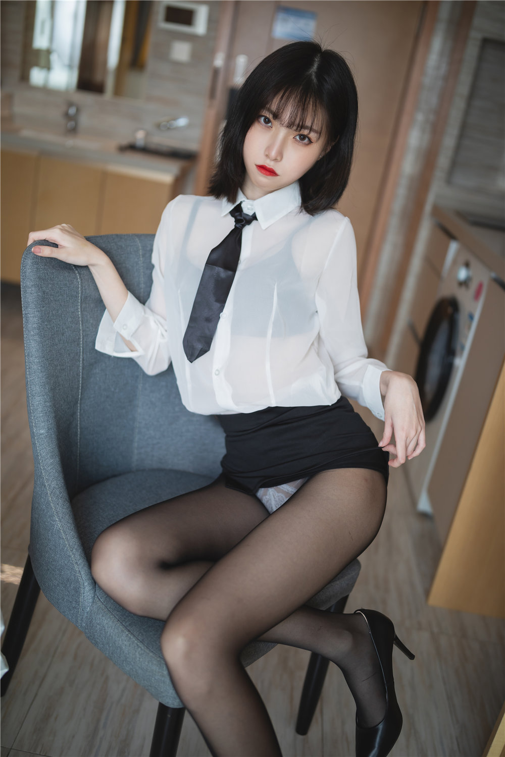 许岚LAN 超清美图图集[35套][持续更新] 第3张
