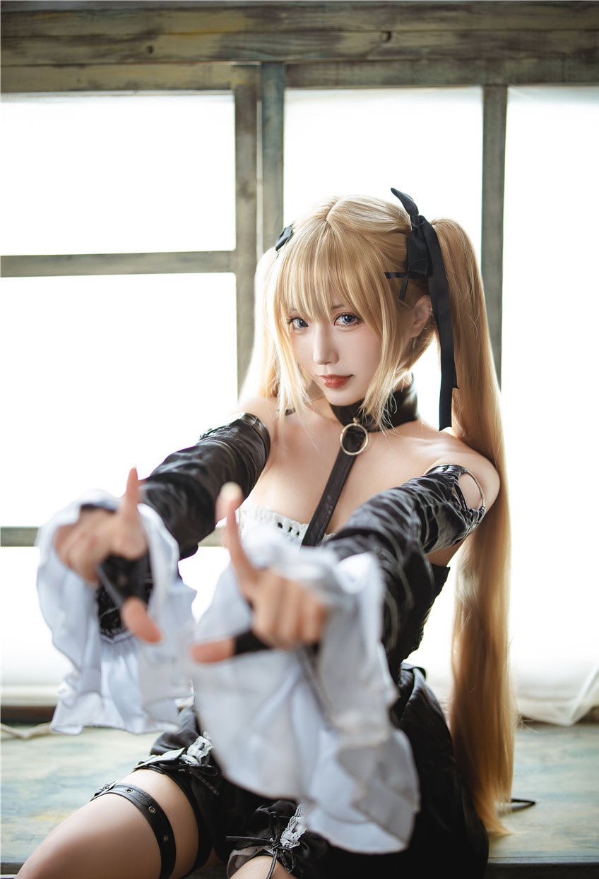 切切celia 玛丽萝丝 [33P-326MB] 第1张