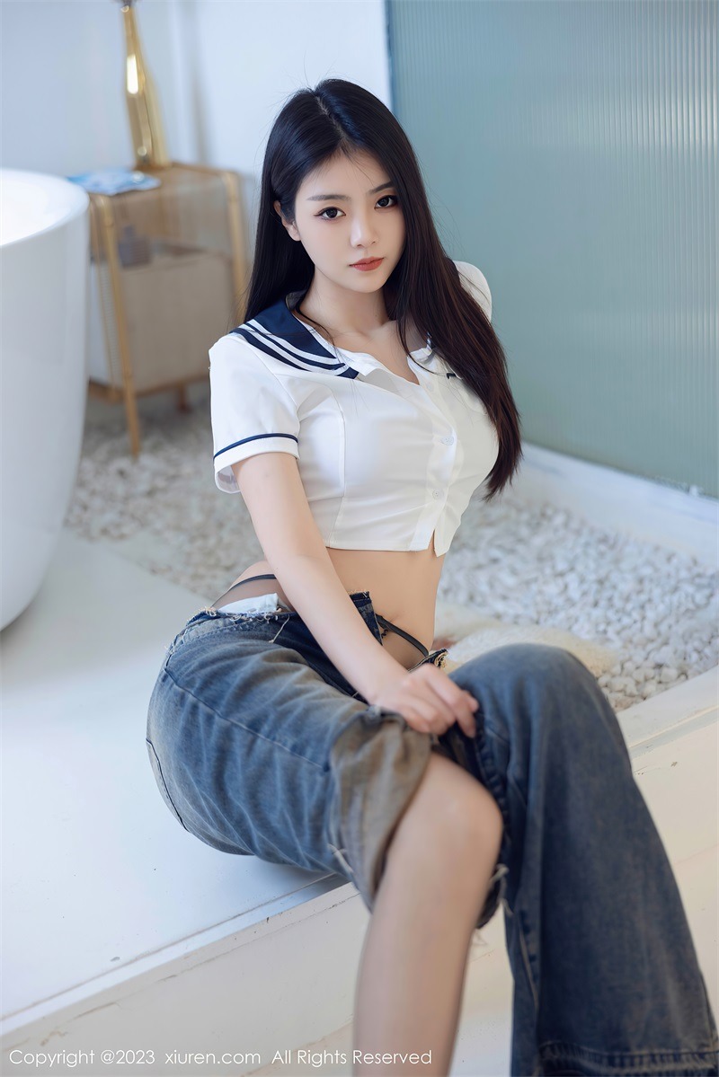 [XIUREN绣人网] 2023.07.05 No.7027 可乐Vicky 白色上衣[83P/666MB] 第1张