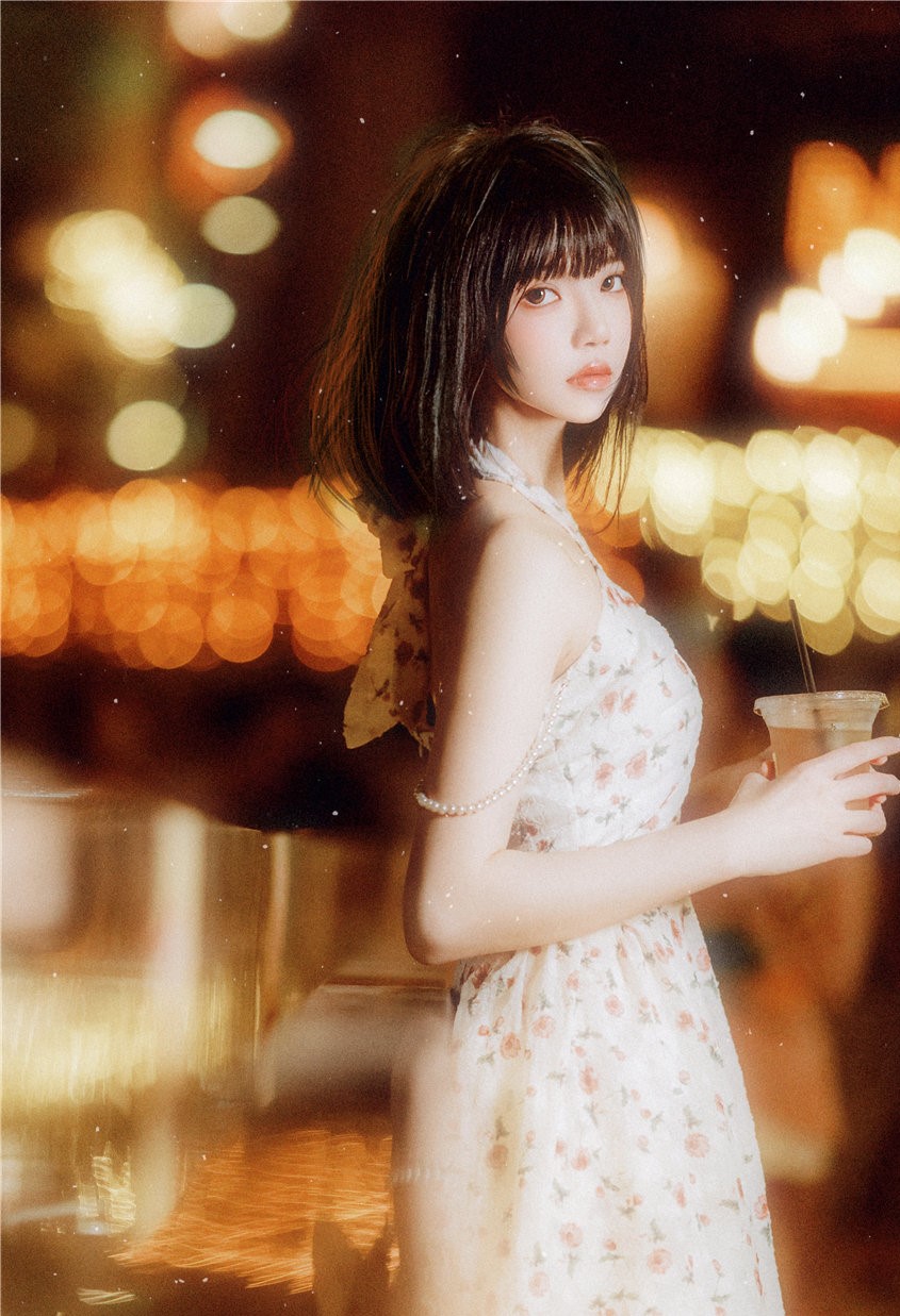 桜桃喵 晚风[14P-216MB] 第3张