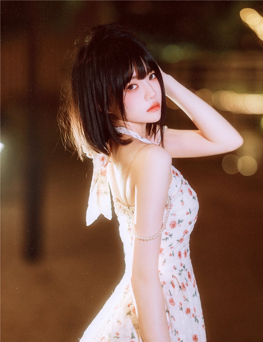 桜桃喵 晚风[14P-216MB] 第2张