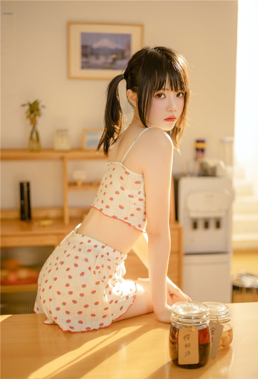 桜桃喵 瞌睡 [43P-475MB] 第3张