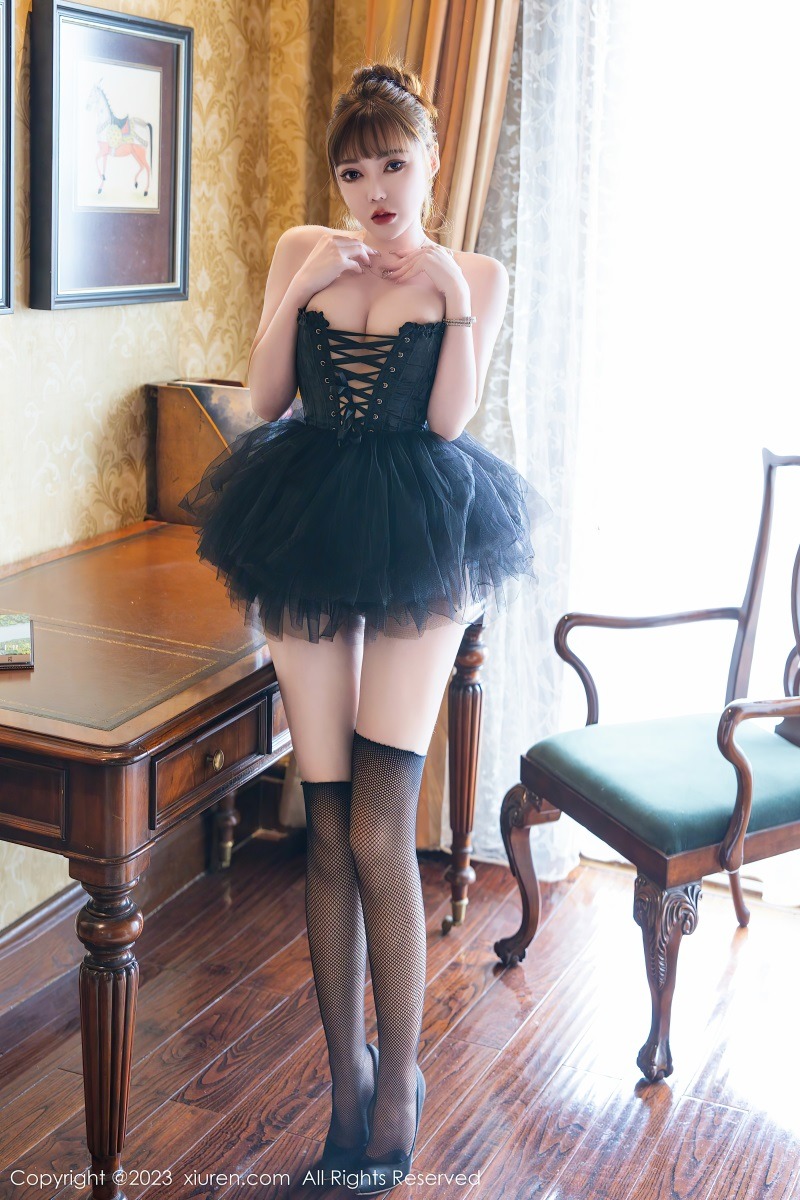 [XIUREN绣人网] 2023.07.11 No.7057 萌汉药baby 黑色网格袜[82P/971MB] 第1张