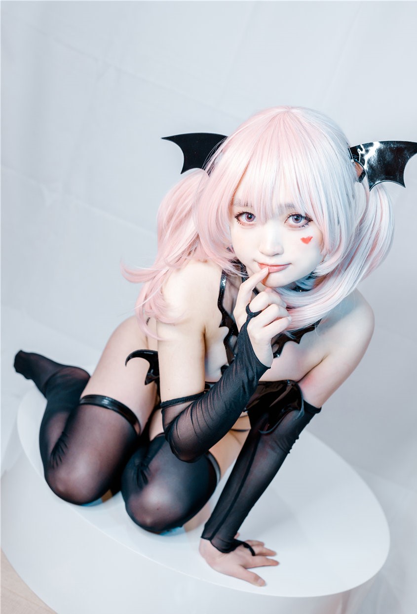 神沢永莉 万圣节 粉毛小惡魔 [41P-258MB] 第1张