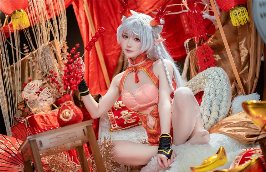 阿包也是兔娘 新春贺图 龙妹 [45P1V-1.24GB] 第1张