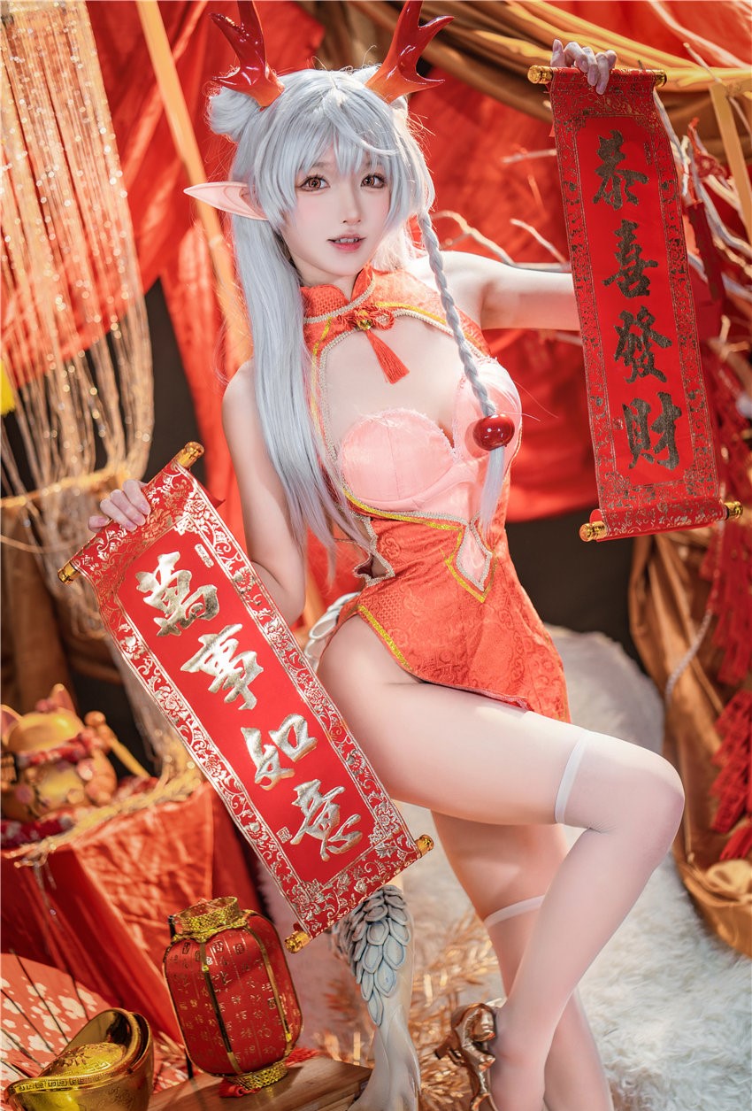 阿包也是兔娘 新春贺图 龙妹 [45P1V-1.24GB] 第4张