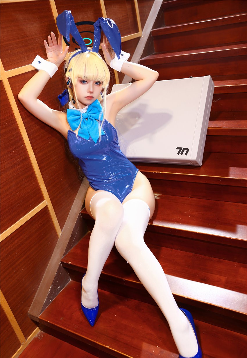 G44不会受伤 碧蓝档案 兔女郎 [20P-344MB] 第2张