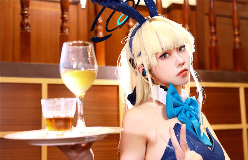 G44不会受伤 碧蓝档案 兔女郎 [20P-344MB] 第3张