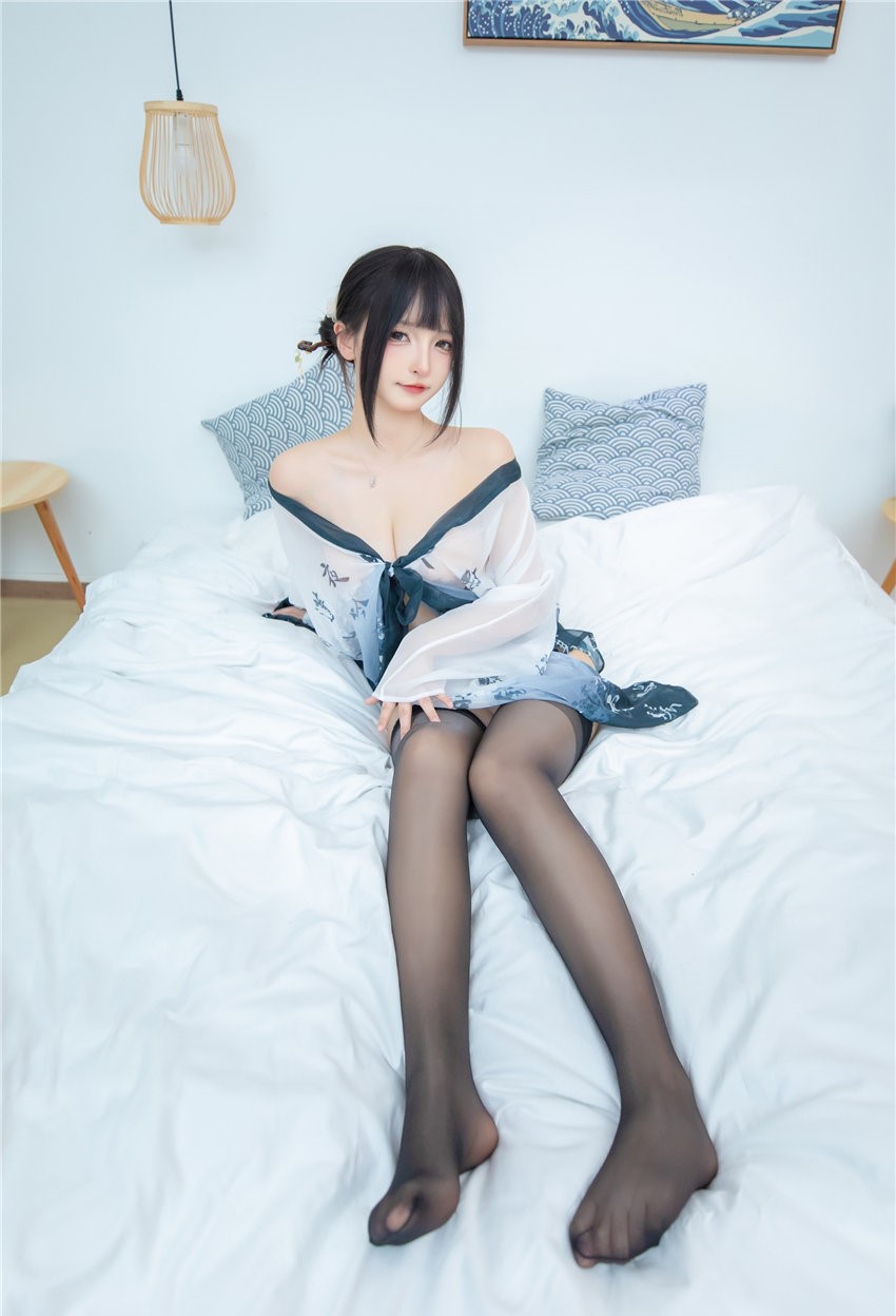 神楽坂真冬 蓬山夜吟 [75P2V-223MB] 第4张