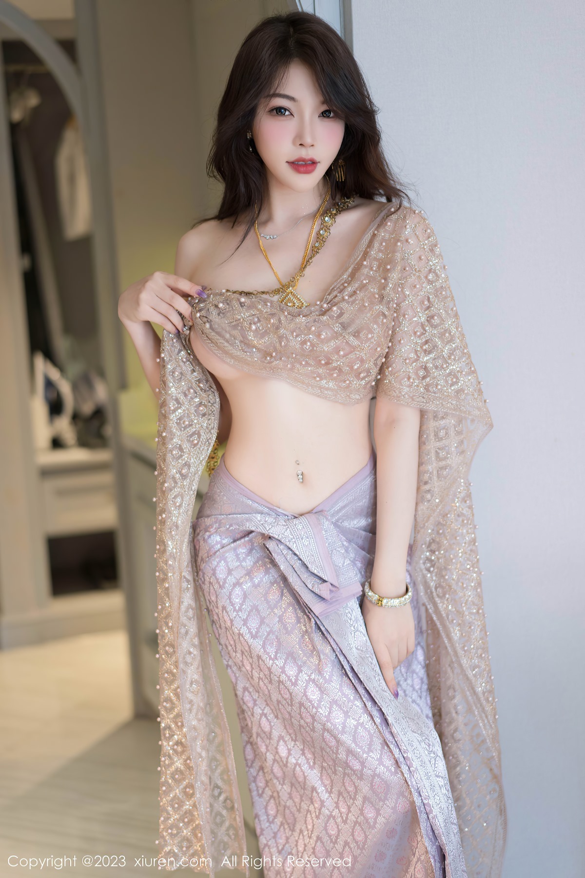 [秀人网] 2023.07.31 No.7164 徐莉芝Booty 粉灰色长裙[67P/574MB] 第1张