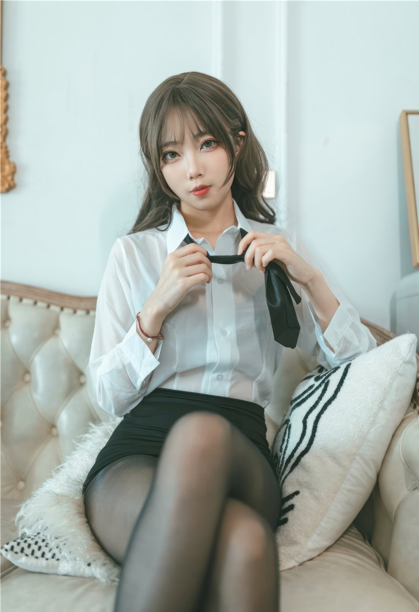 杏仁曲奇 OL额外时间[61P-315MB] 第3张