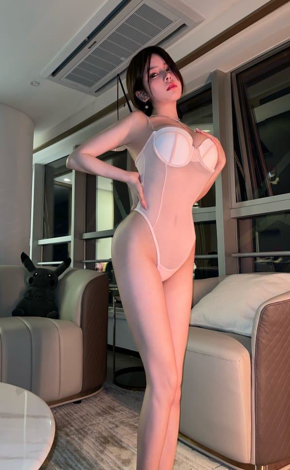 【微-密】奔跑的晶螺儿-美丽小姐的睡衣[40P-167M] 第2张