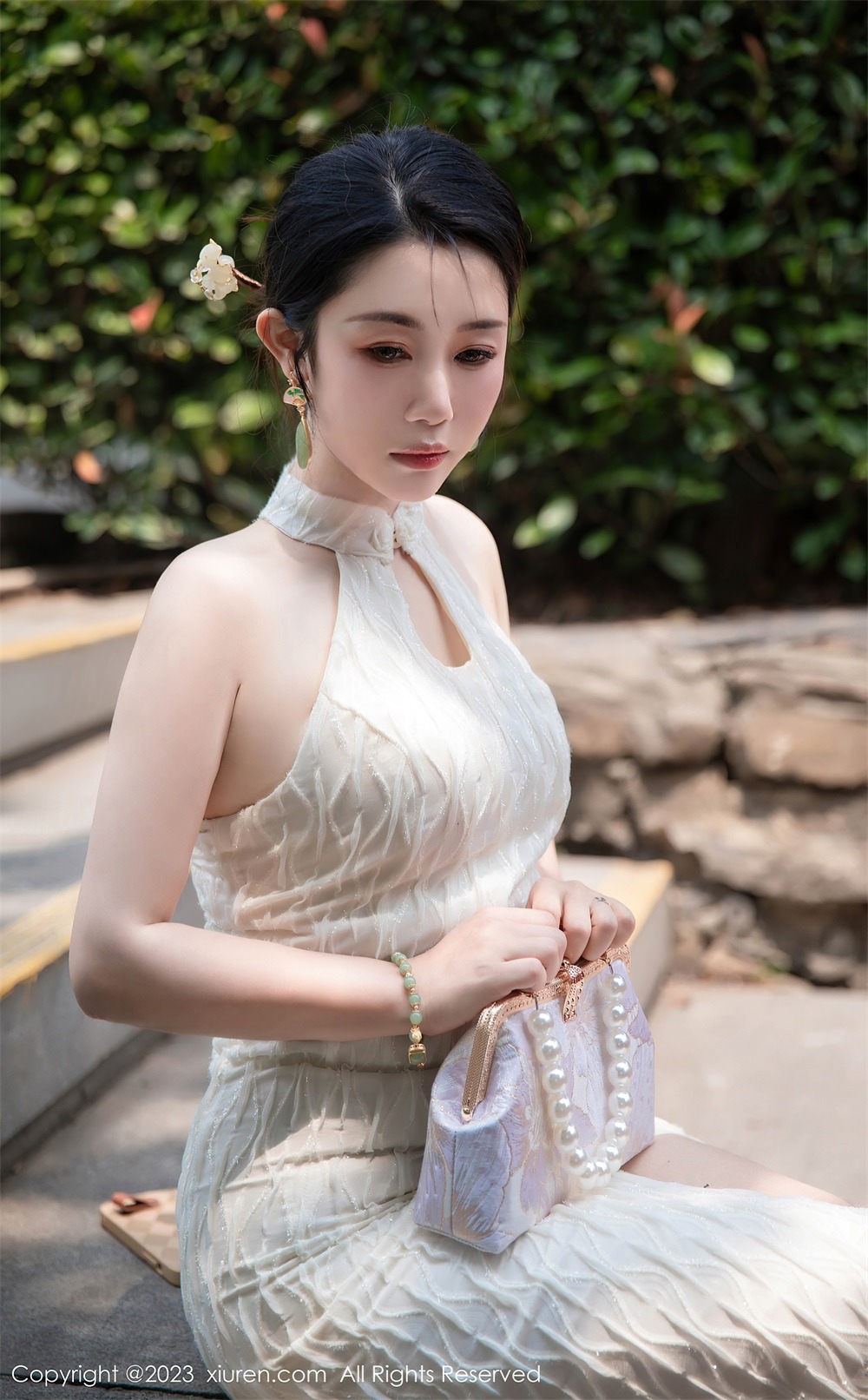 [秀人网] 2023.09.25 No.7435 严利娅Yuliya 白色旗袍服[72P/772MB] 第1张