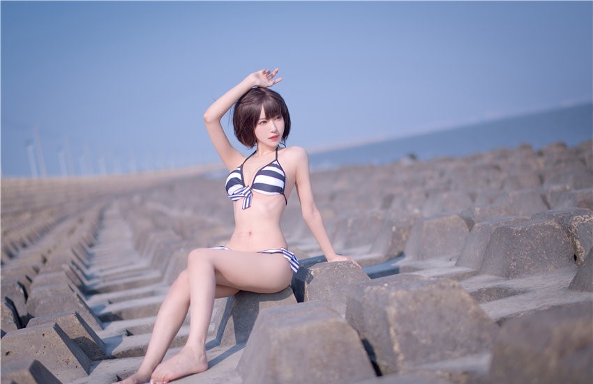 Shika小鹿鹿 加藤惠 泳装 [17P-114MB] 第1张