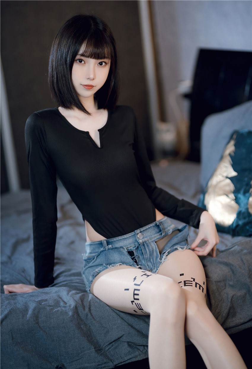 许岚LAN 纯欲牛仔短裤2 [40P-277MB] 第4张