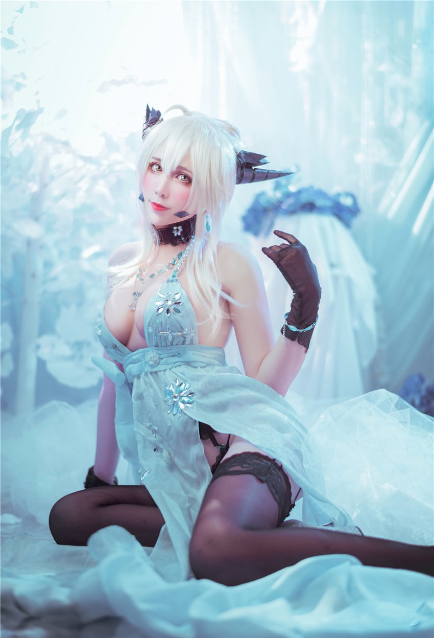 Sakiiii翎柒 黑枪呆 [12P-72MB] 第2张