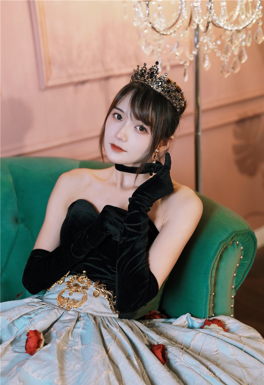 兔子Zzz不吃胡萝卜 黑天鹅之吻 [33P-458MB] 第4张