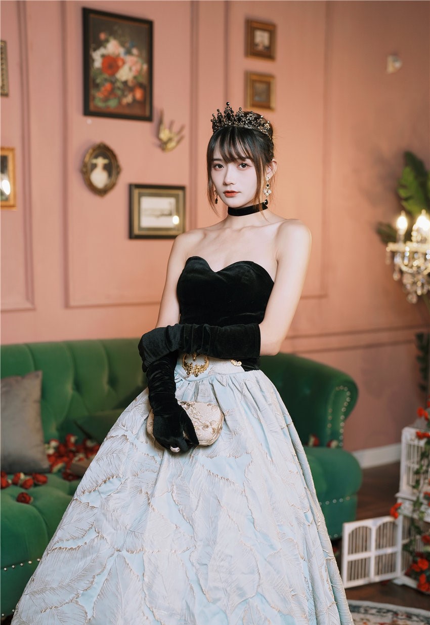 兔子Zzz不吃胡萝卜 黑天鹅之吻 [33P-458MB] 第3张